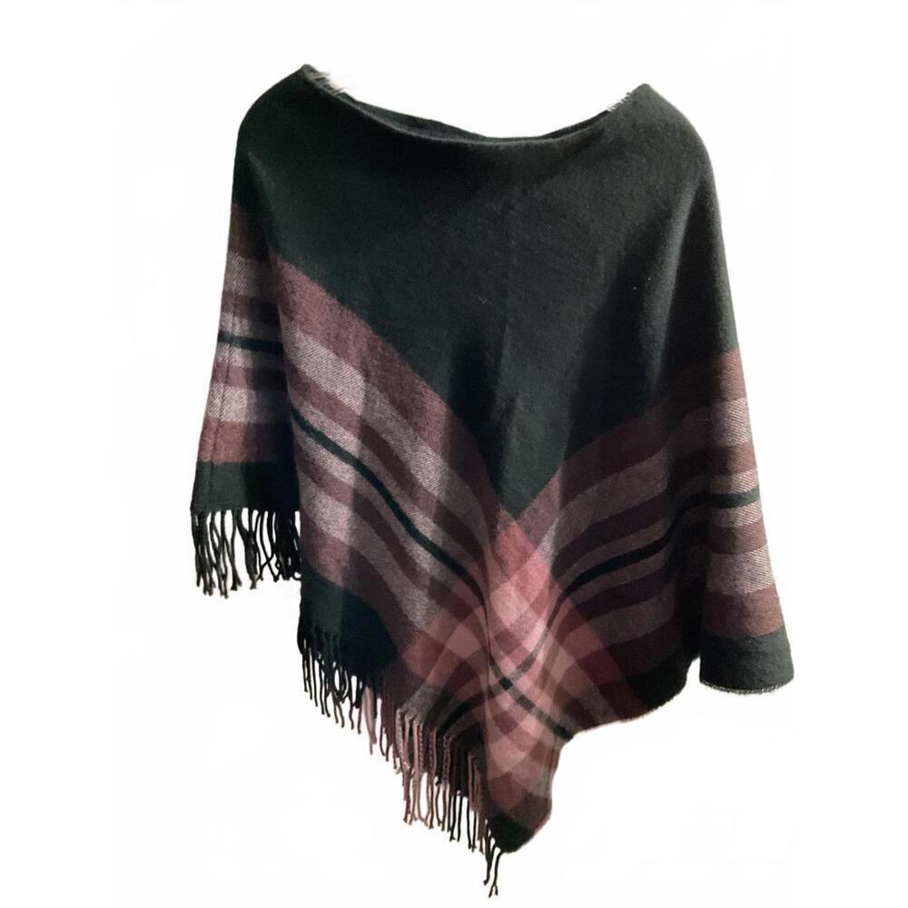 Stylish Fringe Poncho in Black and Burgundy Plaid